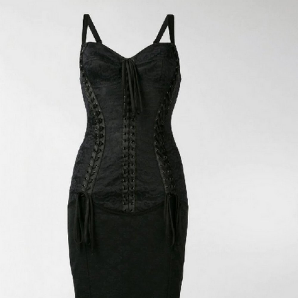 gorgeous sold out dolce & gabanna dress